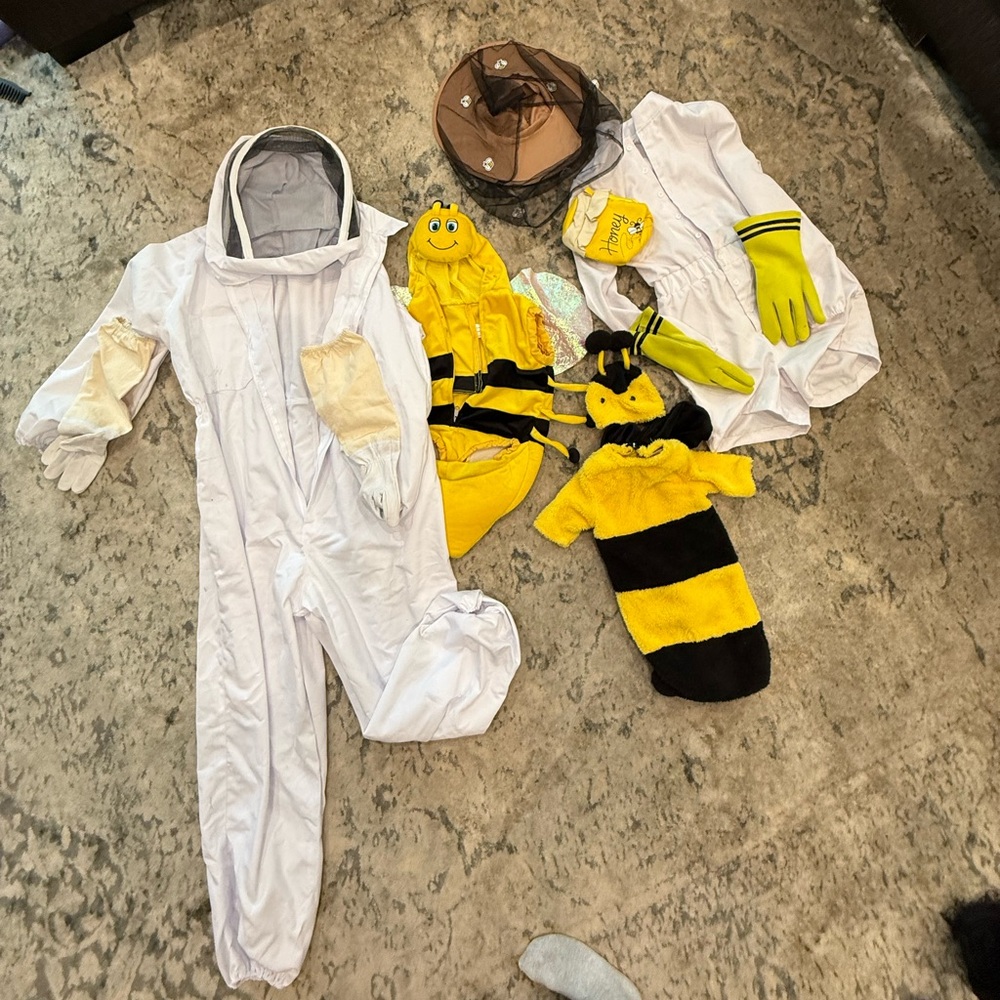 Kids Beekeeper and Bee Costume Set - White and Yellow